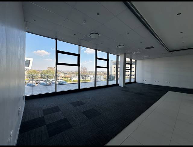 188.40M² OFFICE TO LET IN DORINGKLOOF